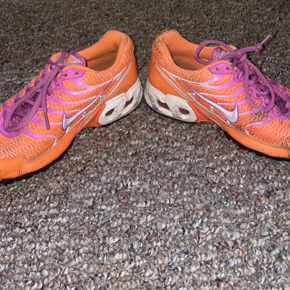 Women’s Nike Air Max Torch 4 Shoes - Picture 4 of 9